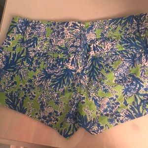 lilly pulitzer walsh shorts!